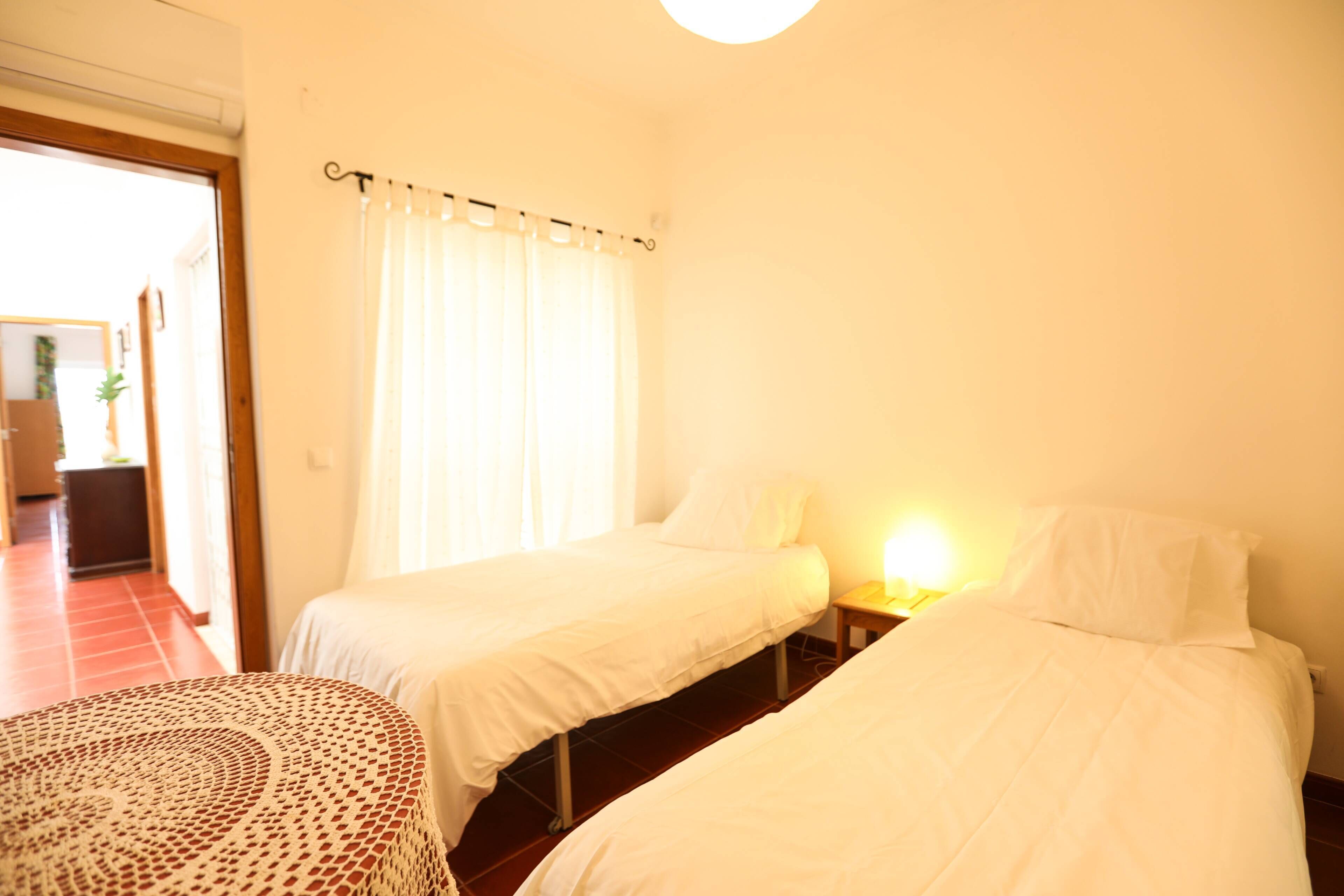 3 chambres, accès Internet, draps fournis