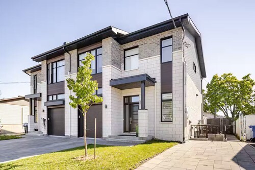 New housing, sapcieux