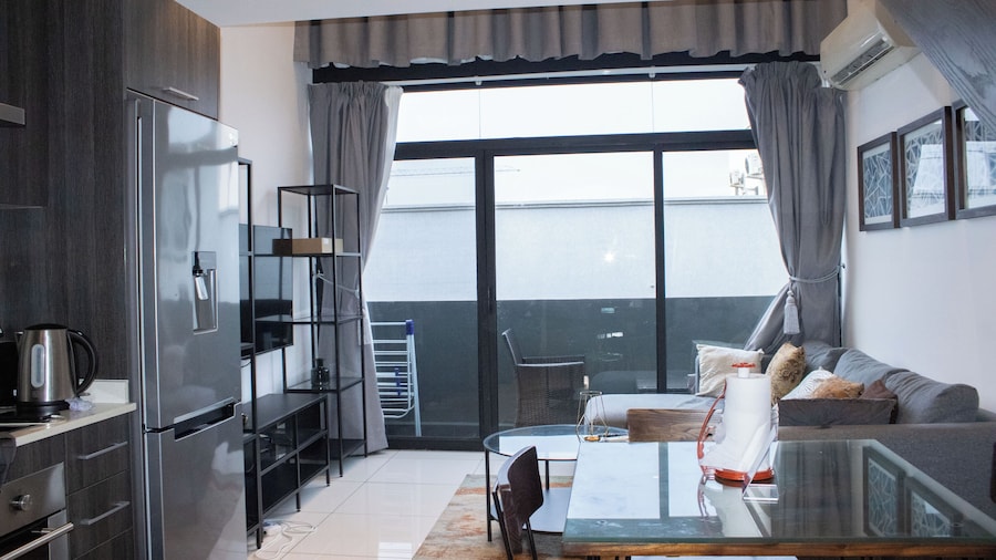 EBS LEGEND PROPERTIES