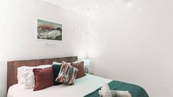 1 chambre, fer et planche Ă repasser, Wi-Fi, draps fournis