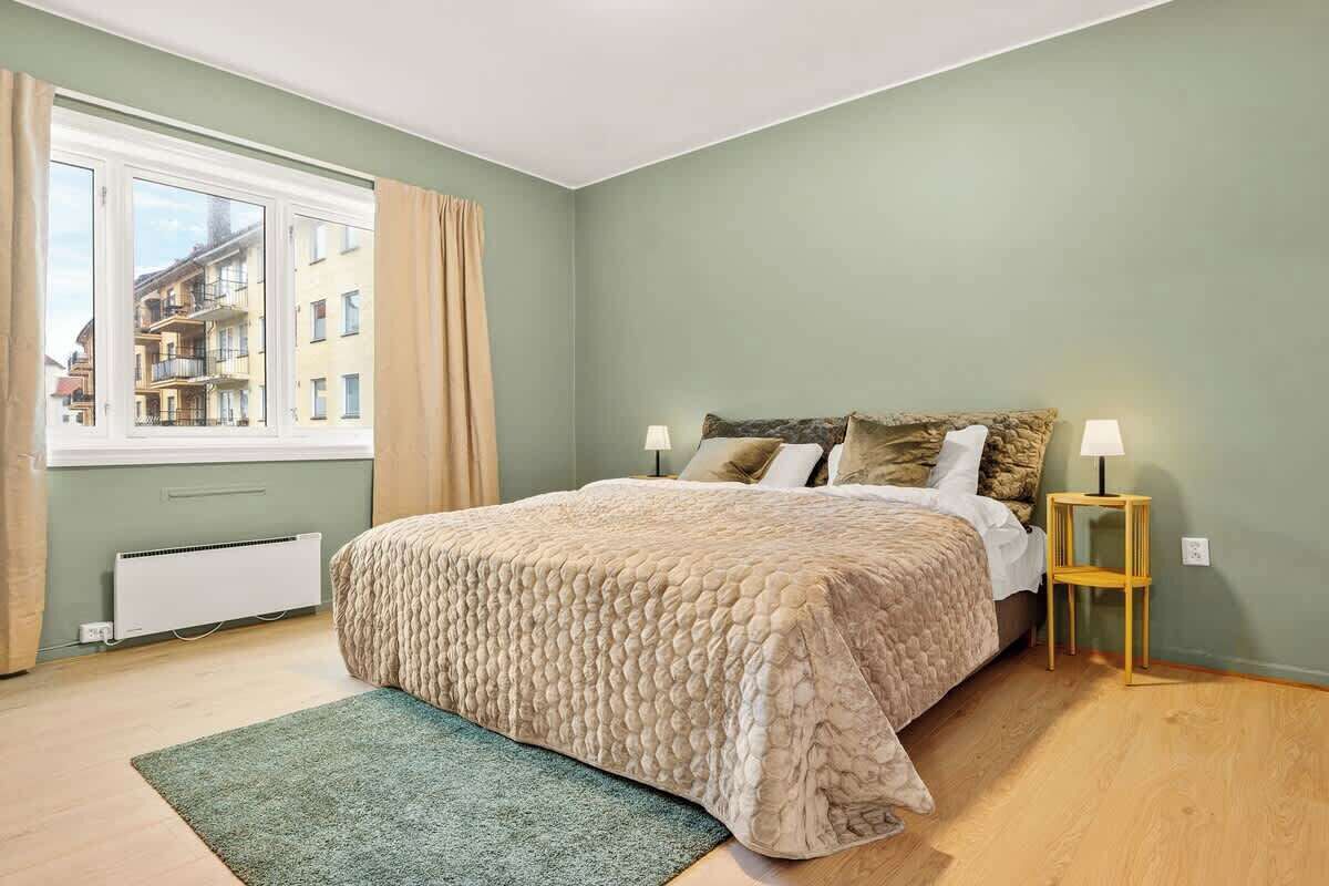 3 slaapkamers, reisbedje, wifi, beddengoed