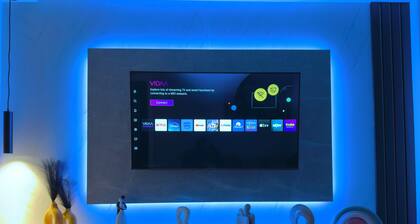 Adeluxe Home - Entire Luxury 2-Bedroom House