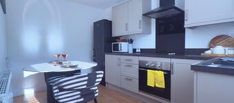 Adeluxe Home - Entire Luxury 2-Bedroom House