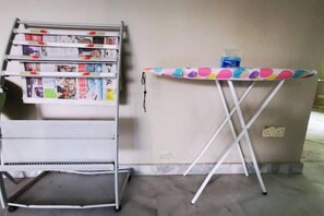 Unclassified image, 4 of 21, button - Pelangi Capsule Hostel (Johor Bahru)