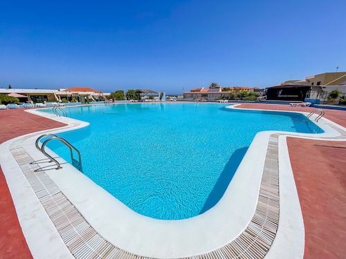 Casita Naranja – Bouganville Residence