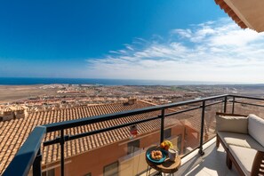 Property grounds - Lucky Thirteen – Apartment with ocean view (Caleta de Fuste)