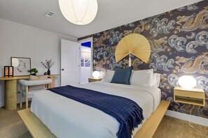 5 bedrooms, desk, iron/ironing board, free WiFi - 5BD Japanese-Themed w/ Hot Tub, Movie Room & Games (Arvada)