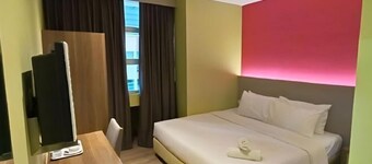 Yee Hotel Permas Jaya