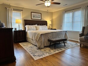 4 bedrooms, iron/ironing board, free WiFi, bed sheets