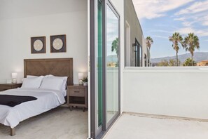 3 Schlafzimmer, Schreibtisch, Bügeleisen/Bügelbrett, kostenloses WLAN