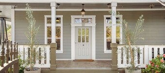 Bungalow #5 by Polo House and Bungalows