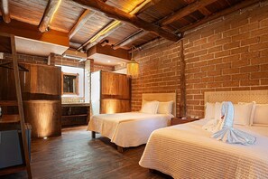 Cottage, 2 giường đôi | 1 phòng ngủ, màn/rèm cản sáng, bàn ủi/dụng cụ ủi quần áo 