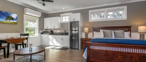 1 bedroom, desk, iron/ironing board, free WiFi