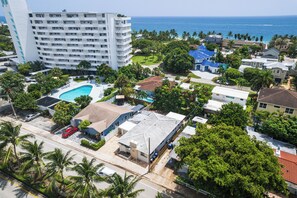 Exterior - Entire BEACH HOUSE on Ocean Blvd Fort Lauderdale! (Fort Lauderdale)