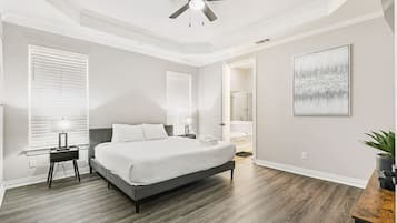 5 habitaciones, escritorio, wifi y ropa de cama