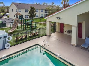Beheizter Pool