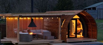 Luxury Rural Cabin with Wood Fired Hot Tub