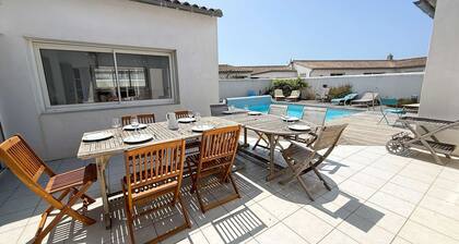 Belle maison familiale avec piscine et parking