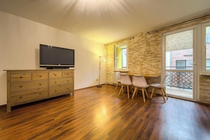 Interior - Wyspa Słodowa Apartment for 8 People (Wrocław)