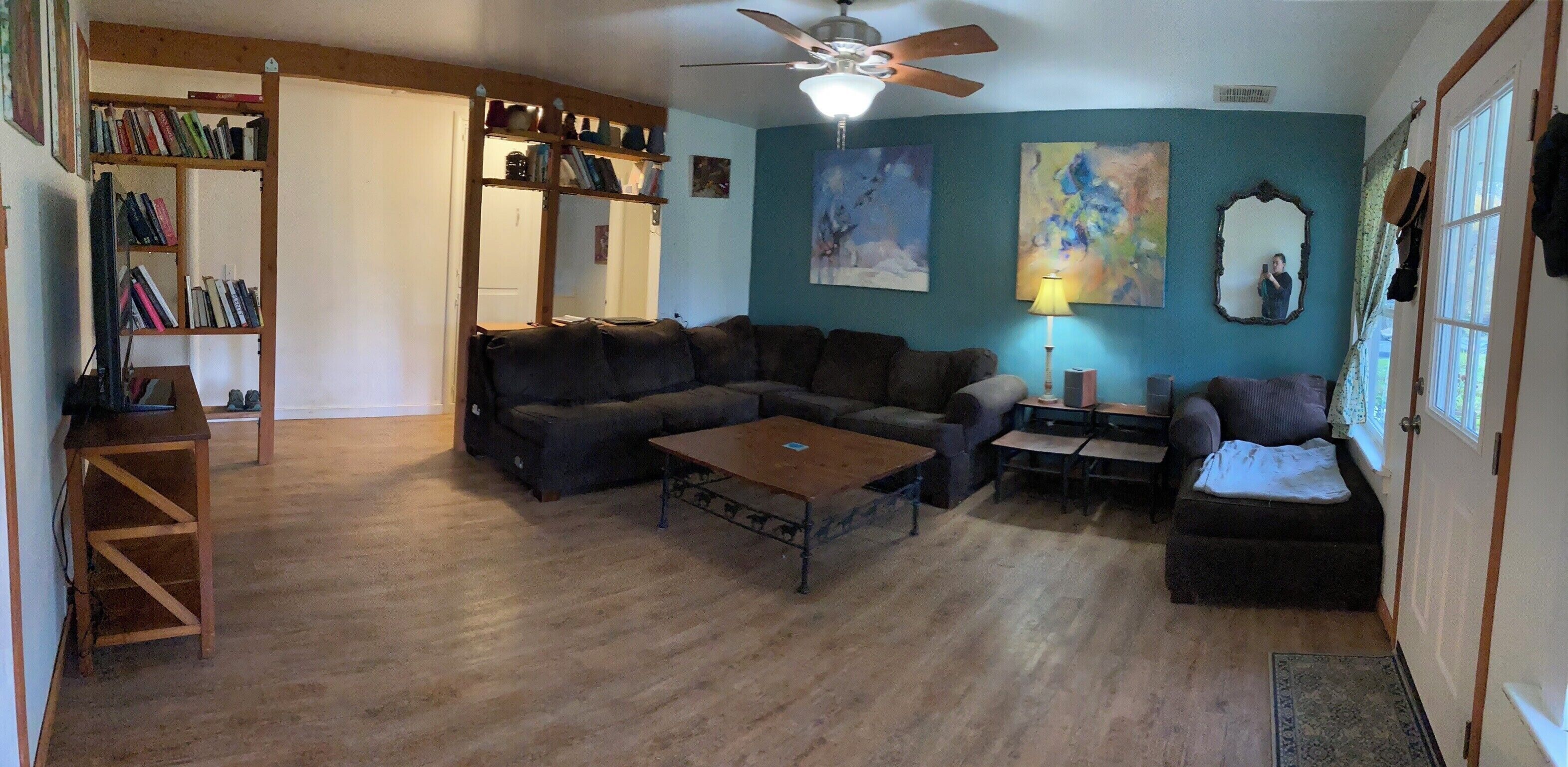 TV, books, stereo, offices