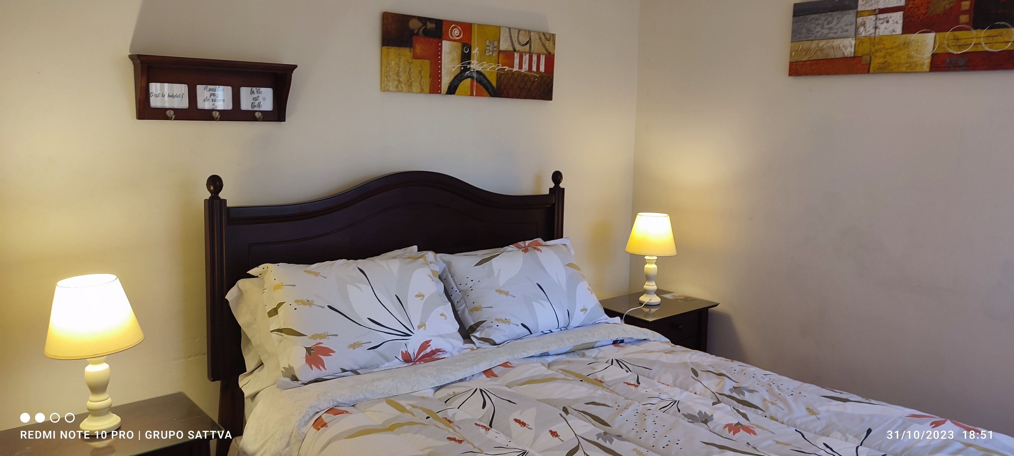 3 Schlafzimmer, Schreibtisch, Bügeleisen/Bügelbrett, kostenloses WLAN