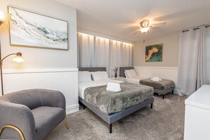 5 slaapkamers, een strijkplank/strijkijzer, gratis wifi, beddengoed