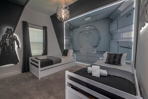 5 dormitorios, tabla de planchar con plancha, wifi gratis y ropa de cama