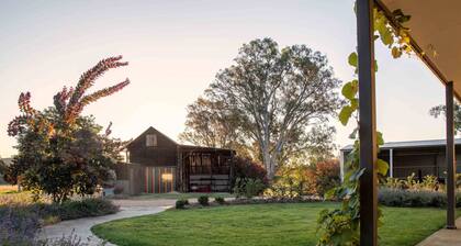 Two Rivers Lodge on the Goulburn River Acheron