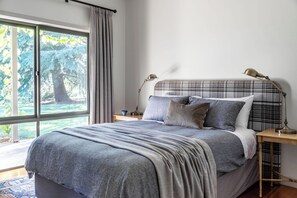 3 bedrooms, free WiFi, bed sheets - Two Rivers Lodge on the Goulburn River Acheron (Acheron)