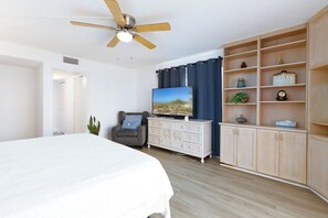 3 bedrooms, iron/ironing board, free WiFi, bed sheets - 10th Floor Beachfront Condo! (Treasure Island)