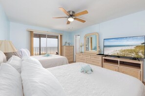 Room - 10th Floor Beachfront Condo! (Treasure Island)