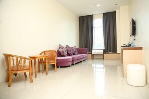 Room - MY Fame Hotel (Rasah)