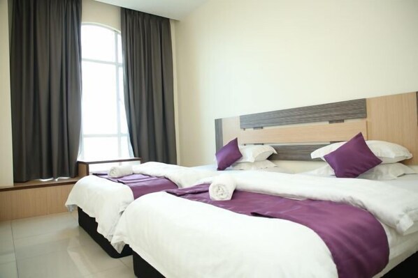 Room - MY Fame Hotel (Rasah)