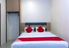 Room - MY Fame Hotel (Rasah)