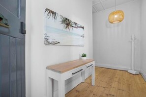 Room - Wanderlust 3Br Cottage Grange Illuminate Adelaide 2024 (Grange)