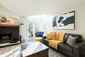 TV connectée, cheminée