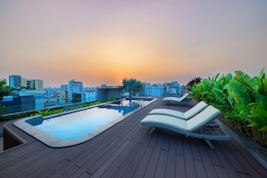 Outdoor pool - DHTS Business Hotel & Apartment (Ho Chi Minh City)