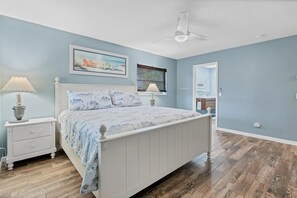 3 bedrooms, iron/ironing board, Internet, bed sheets - Charlotte County Villa 5875: Relaxing Pool Getaway (Charlotte County)