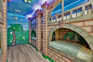 10 bedrooms, iron/ironing board, Internet, bed sheets - 5 Star Villa Majesty – A Grand Private Estate (Orlando)