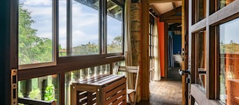 Studio Apartment 'Suite Galería' with Private Terrace, Private Garden and Wi-Fi