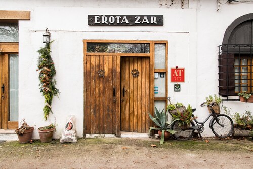 Apartment with Pool, Barbecue, and Shared Garden in Alsasua