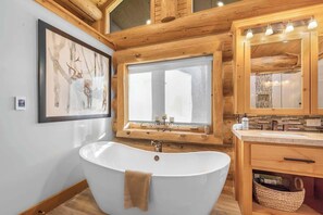 Dusche, Haartrockner, Shampoo