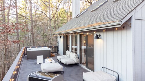 Pet Friendly, Hot Tub, Grill, Fire Pit, Bryce Resort, Hiking, Golfing