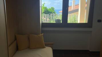 3 Schlafzimmer, BĂŒgeleisen/BĂŒgelbrett, WLAN, BettwĂ€sche