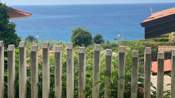 Property grounds - Garden near the beach (PIEDIGROTTA GARDEN) (Pizzo)