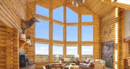 Mountain Haus: Hot Tub, Views & Ski Access