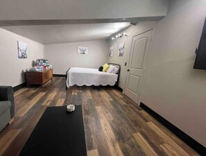 2 chambres, accès au Wi-Fi (inclus), literie fournie