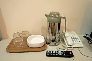 Kaffe og/eller kaffemaskine