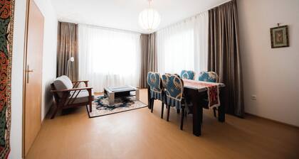 Rich Oasis Near Shangri La Hotel