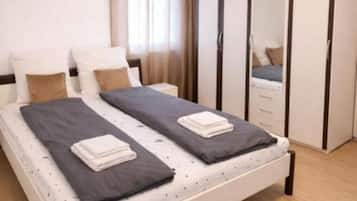 1 bedroom, iron/ironing board, WiFi, bed sheets